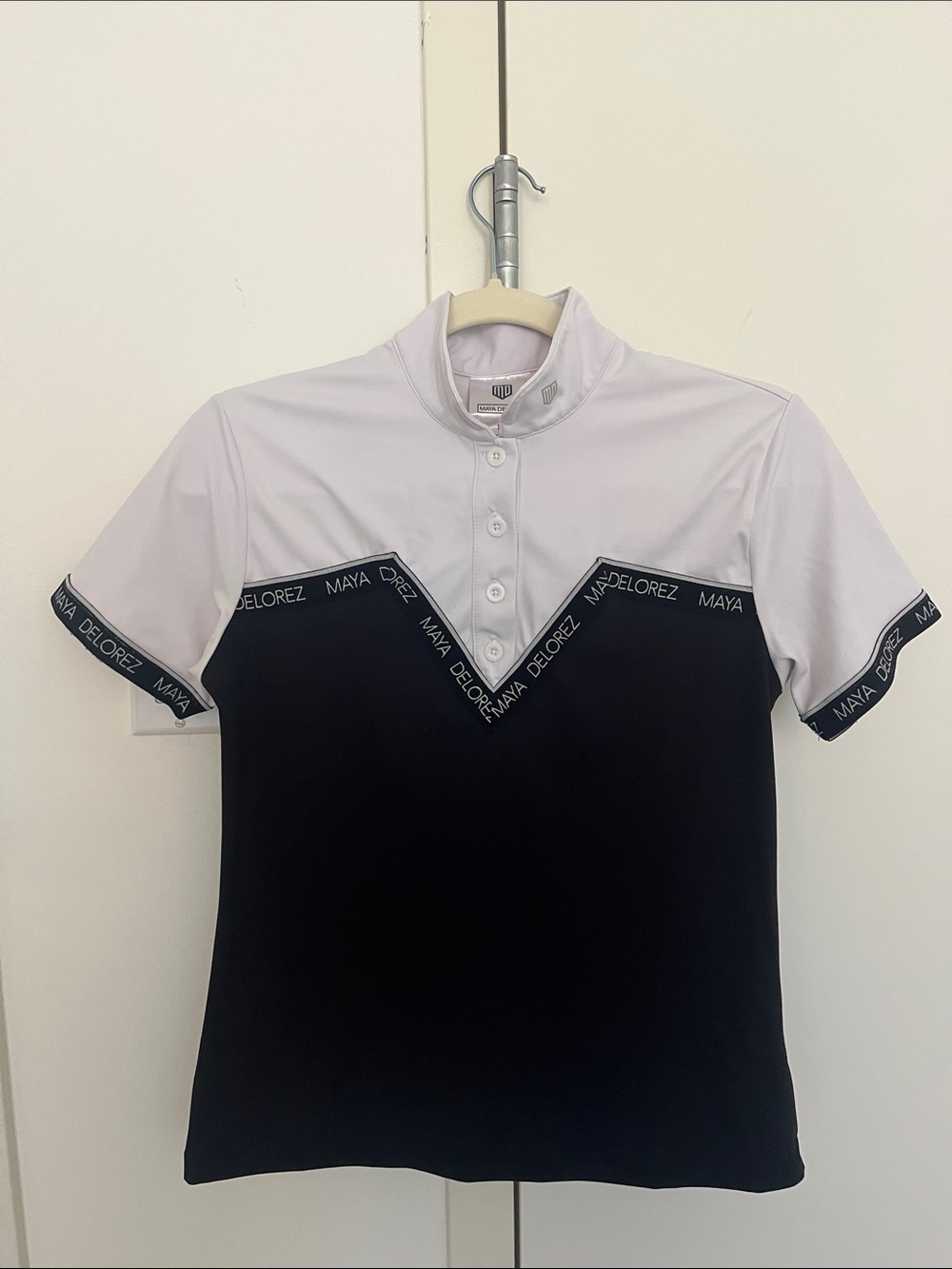 Women's Two-Tone equestrian top — White and Black